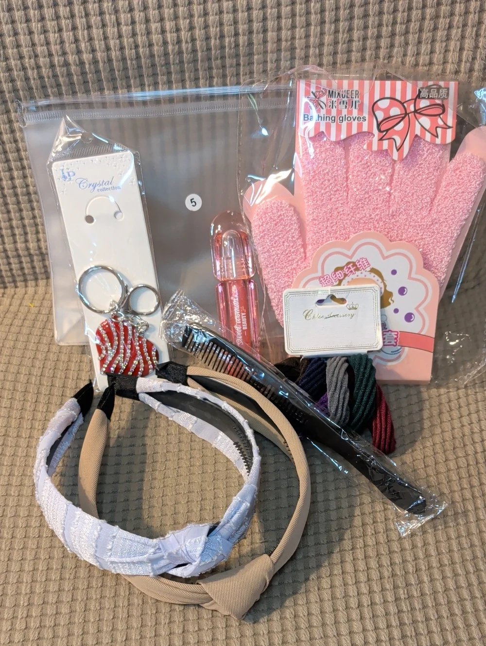 Mixed Beauty Styling Set - Pink Bathing Gloves & Beige Headbands New